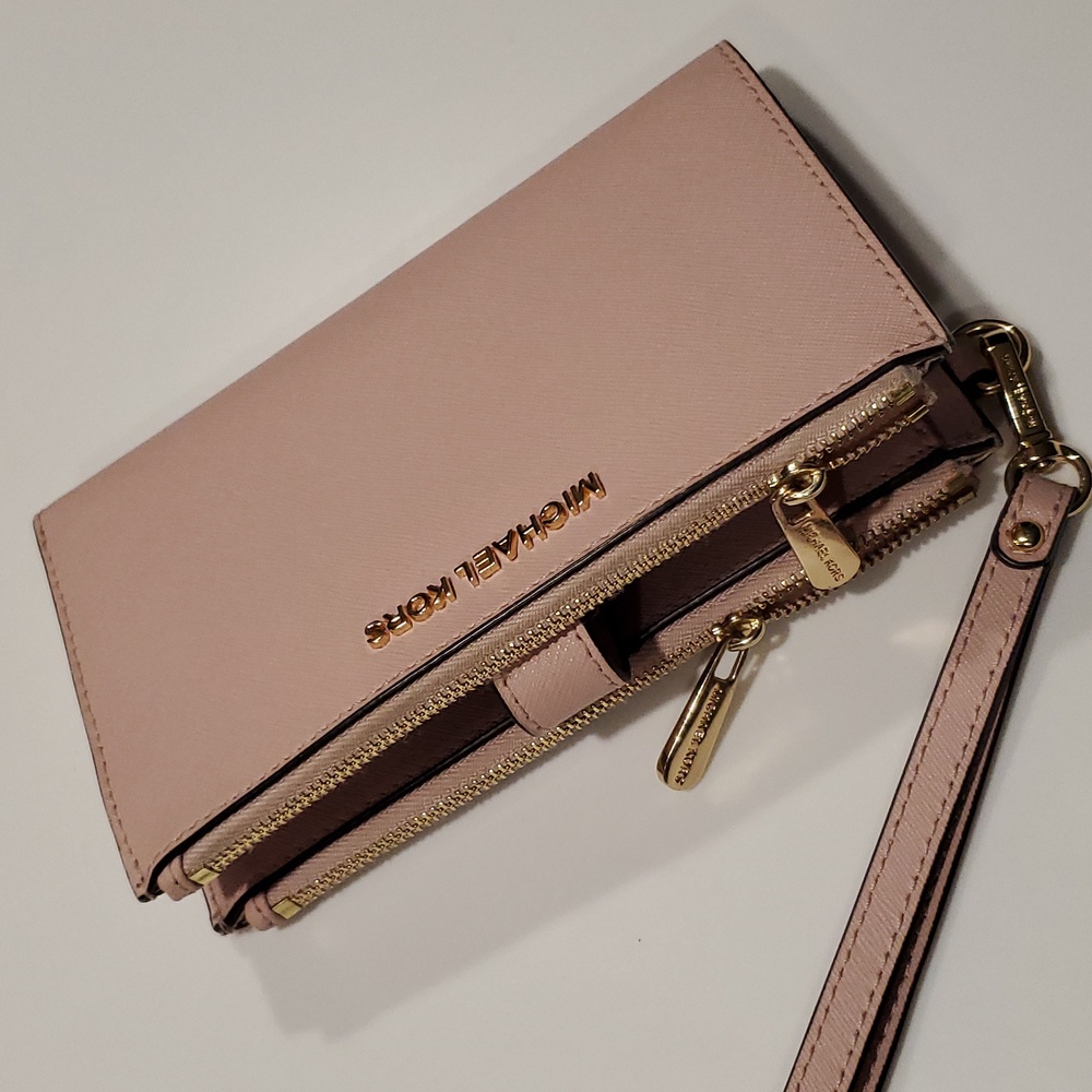 Michael Kors Jet Set Travel Double Zip Wristlet in Pale Pink Leather